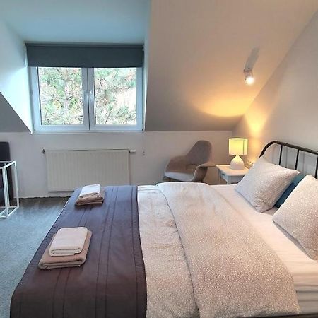 ורשה Loft 85 M2 Wilanow Krolewski Self Checkin מראה חיצוני תמונה