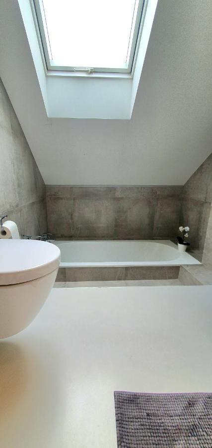 ורשה Loft 85 M2 Wilanow Krolewski Self Checkin מראה חיצוני תמונה